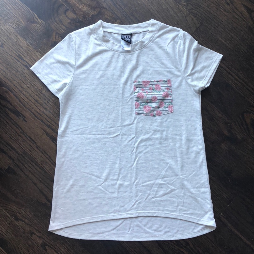 Modern Lux Tee with floral design pocket